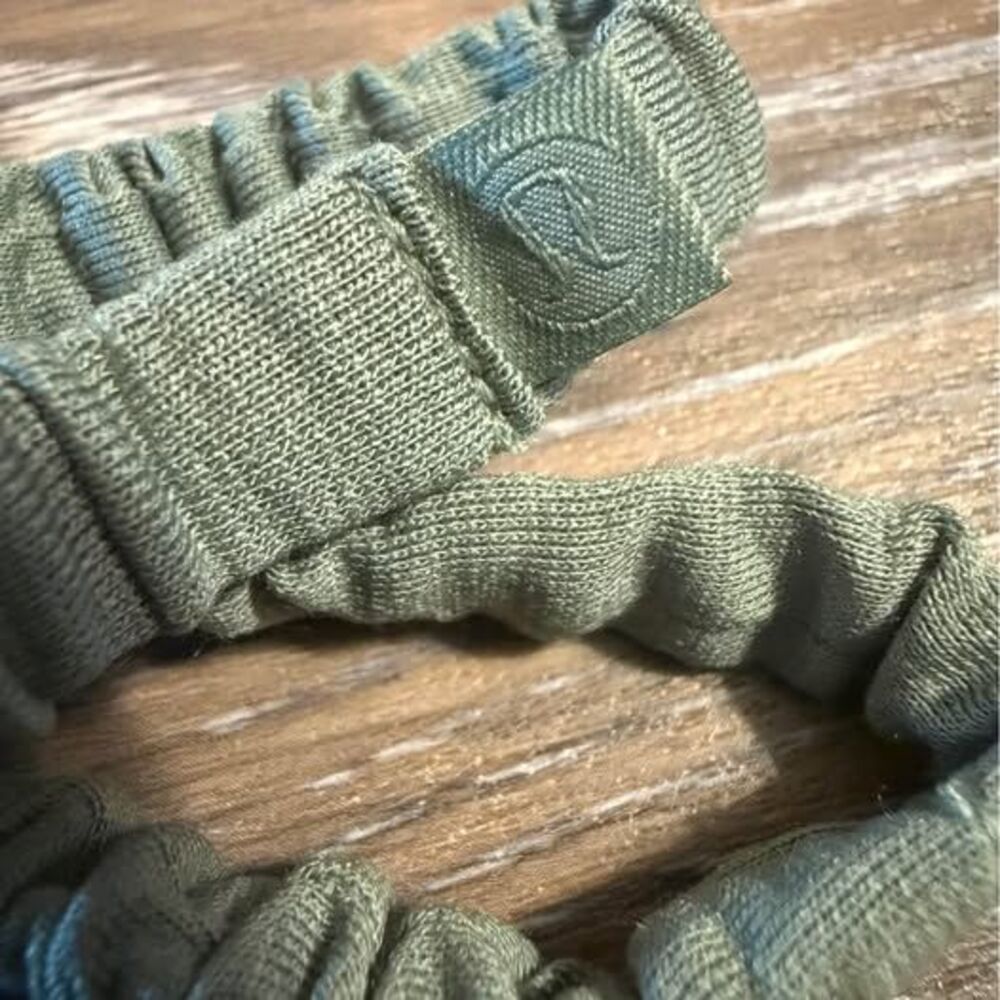 Lululemon Skinny Scrunchies *2 Pack - Picture 2 of 3